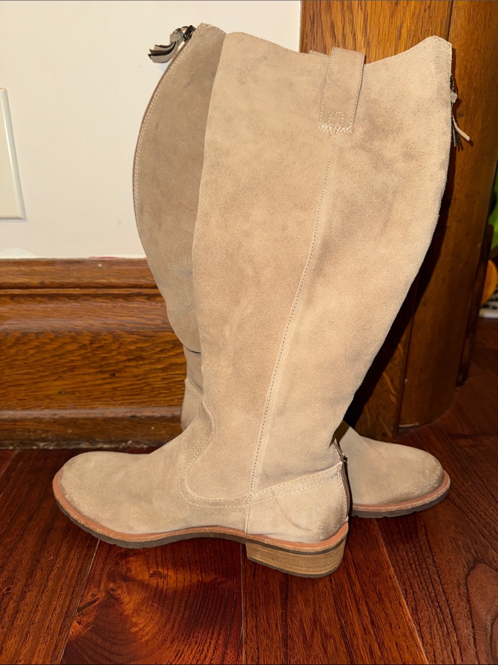 Sofft Samantha Taupe Suede Leather 7 Boot